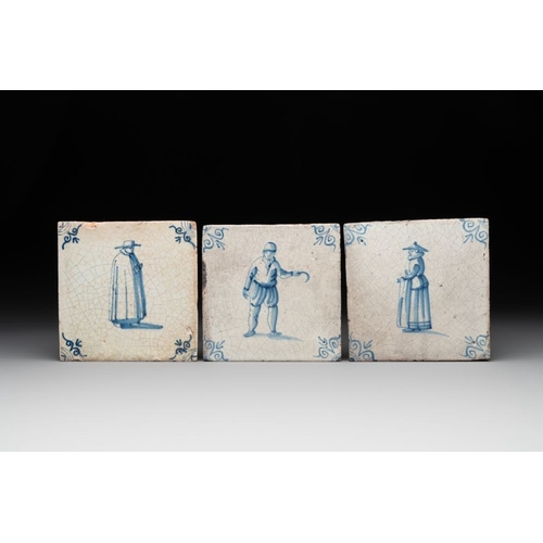 609 - Six blue and white Dutch Delft tiles with large figures, 17th C.Dim.: ca. 12,9 x 12,9 cm (each tile)... 