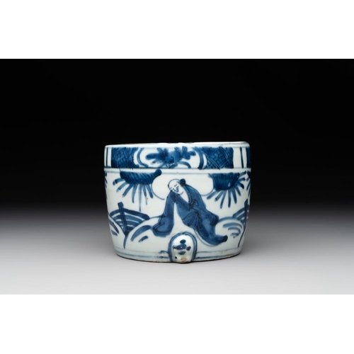 63 - A Chinese blue and white 'kraak' porcelain censer with figures in a landscape, WanliDia.: 12,5 cm - ... 