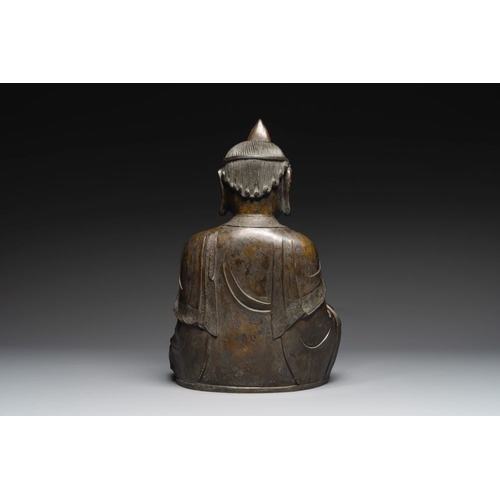 728 - A Chinese bronze Bodhisattva on a lotus throne, MingH.: 66 cm (incl. lotus throne)H.: 48 cm (excl. l... 