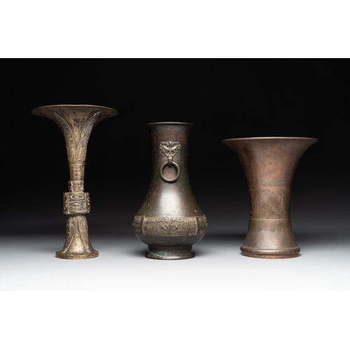 748 - Five various Chinese archaistic bronze vases, Ming/QingH.: 38,7 cm (the tallest)H.: 14,5 cm (the sma... 