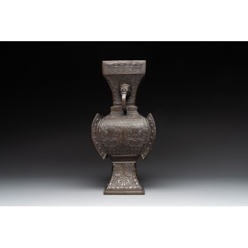 748 - Five various Chinese archaistic bronze vases, Ming/QingH.: 38,7 cm (the tallest)H.: 14,5 cm (the sma... 