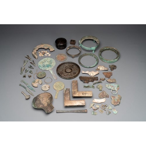 768 - A study group of various Chinese bronze and other archaeological finds, Spring and Autumn/Warring St... 