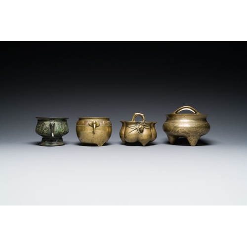 794 - Six various Chinese bronze censers, 19/20th C.L.: 24,5 cm - H.: 26,5 cm (the largest)L.:14,5 cm - H.... 