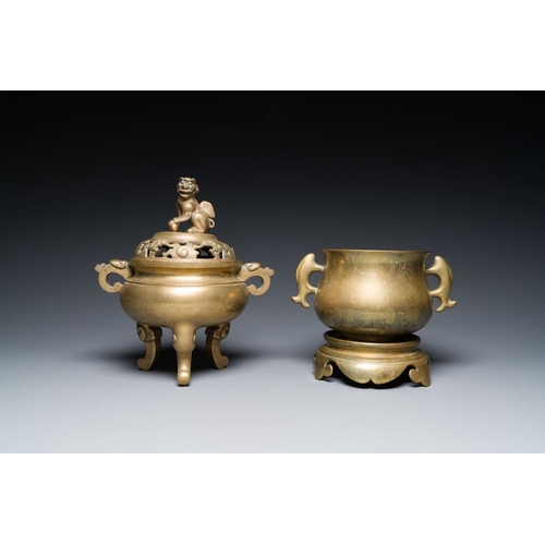 794 - Six various Chinese bronze censers, 19/20th C.L.: 24,5 cm - H.: 26,5 cm (the largest)L.:14,5 cm - H.... 