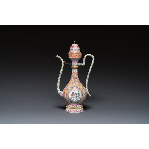 799 - A large Chinese yellow-ground Canton enamel ewer and cover, QianlongL.: 20 cm - H.: 35 cm... 