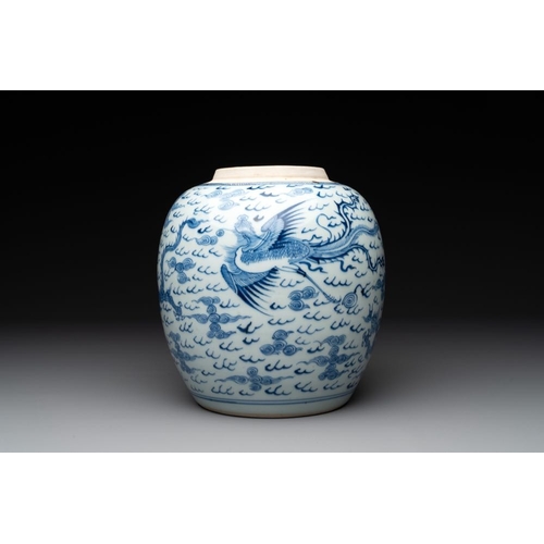 948 - A Chinese blue and white 'dragon and phoenix' jar, YongzhengH.: 22 cm