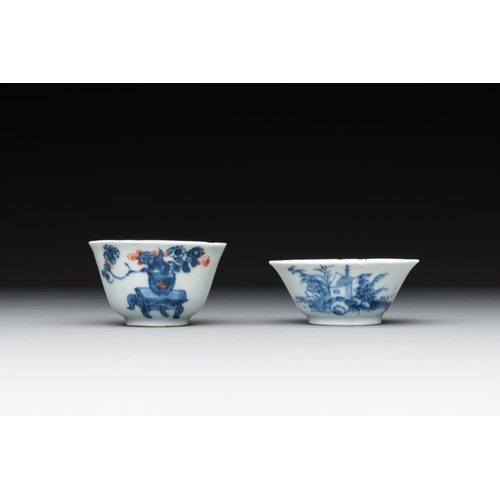 966 - A collection of 22 Chinese blue, white and polychrome wares, Yongzheng and Ruo Shen Zhen Cang mark, ... 