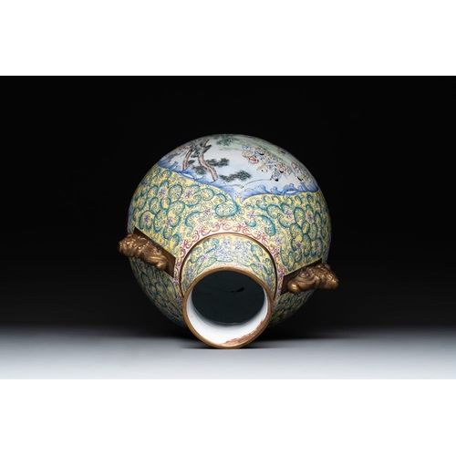 815 - A Chinese Canton enamel '100 boys' 'hu' vase, 20th C.H.: 38,5 cm