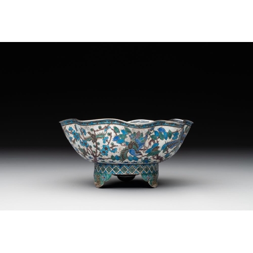 818 - A Chinese enamelled silver bowl, a box and an opium container, 19th C.Dia,: 13,3 cm - H.: 6,2 cm (th... 