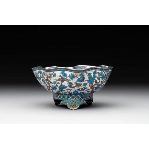 818 - A Chinese enamelled silver bowl, a box and an opium container, 19th C.Dia,: 13,3 cm - H.: 6,2 cm (th... 