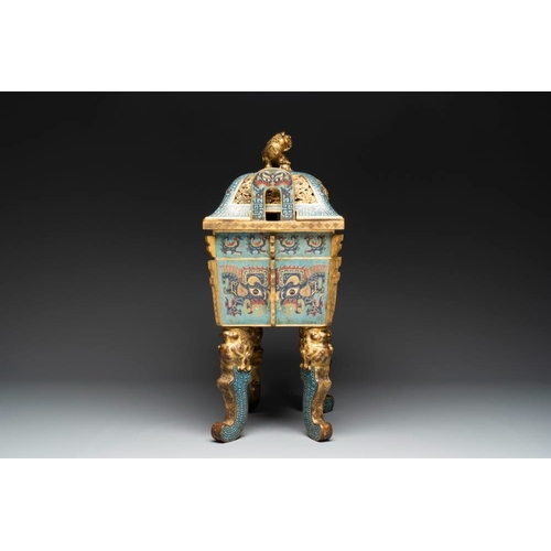 836 - An exceptional Chinese cloisonne âTaotieâ censer and cover, 'fang ding ', QianlongH.: 57,5 cm (i... 