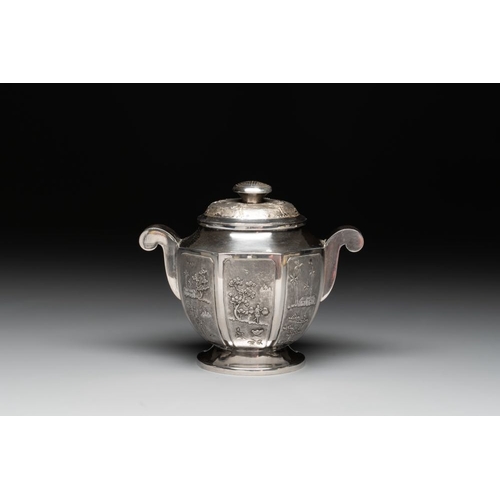 845 - Two Vietnamese silver teapots and a sugar bowl and cover, marked Donghung, ca. 1900L.: 21 cm - H.: 1... 