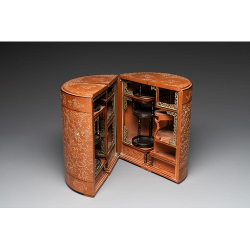 850 - A Chinese bamboo veneered wooden cabinet of curiosities with flower scroll design, 18/19th C.Dia.: 2... 