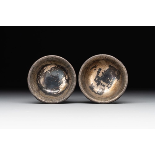 851 - A pair of Chinese silver-lined tixi lacquer cups, MingDia.: 6,5 cm - H.: 4,5 cm