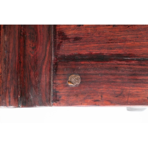 857 - A Chinese hardwood recessed-leg altar table, 'qiaotouan', 19/20th C.Dim.: 225 x 53 x 109,5 cm... 