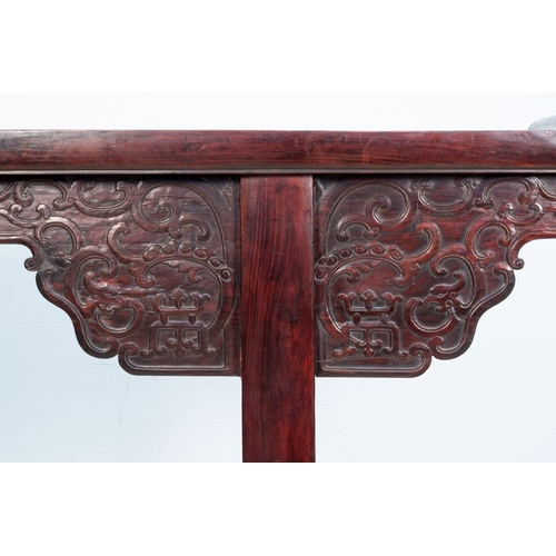 857 - A Chinese hardwood recessed-leg altar table, 'qiaotouan', 19/20th C.Dim.: 225 x 53 x 109,5 cm... 