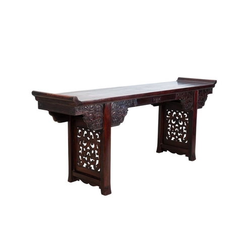 857 - A Chinese hardwood recessed-leg altar table, 'qiaotouan', 19/20th C.Dim.: 225 x 53 x 109,5 cm... 