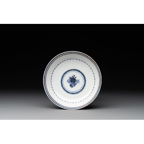 881 - A collection of 17 Chinese blue and white, famille rose and Imari-style wares, Kangxi/QianlongDia.: ... 