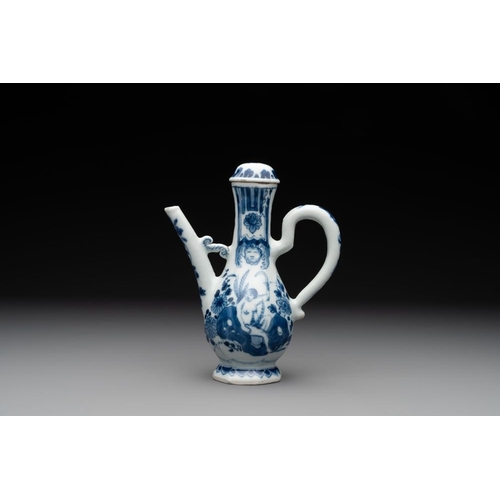 894 - A Chinese blue and white 'nude figure' jug and cover, Kangxi, ca. 1680H.: 16,9 cm (incl. cover)... 