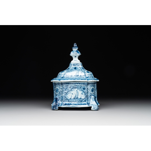 1005 - A blue and white Dutch Delft tobacco box and cover, 18th C.Dim.: 12,3 x 12,3 x 17,2 cm (the box and ... 