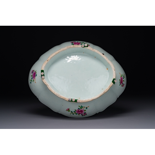 103 - Two Chinese Canton famille rose dishes and a tazza with narrative design, 19th C.Dim.: 44 x 35,3 cm ... 