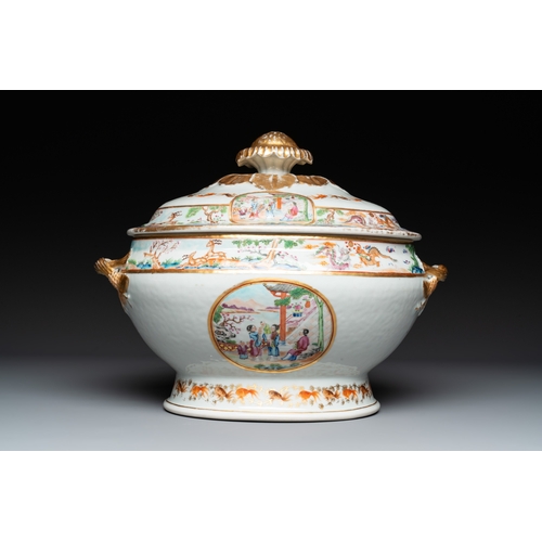 104 - A pair of large Chinese Canton famille rose 'mandarin subject' tureens on stands, 19th C.L.: 34 cm -... 