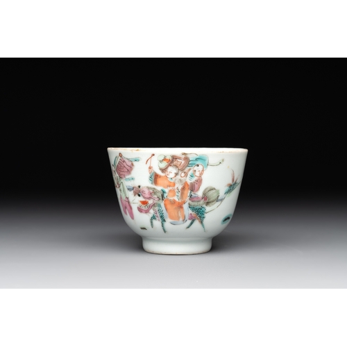 108 - A Chinese famille rose 'butterflies' bowl, a 'boys and kilin' cup and a famille verte 'warriors' bow... 