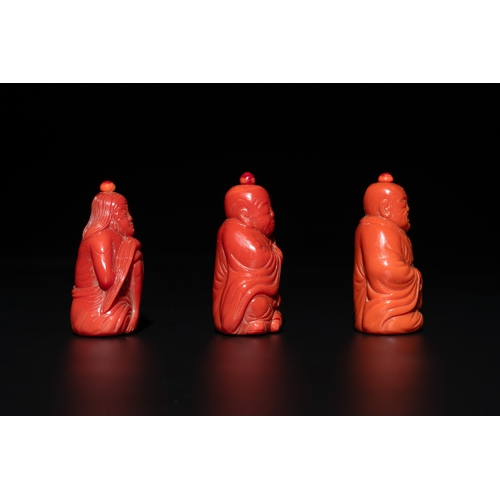 12 - A set of ten Chinese coral-red glass Luohan-form snuff bottles, 20th C.H.: 7,1 cm (the tallest) H.: ... 