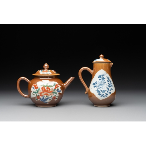 141 - 12 Chinese capucin-ground wares, Yongzheng/QianlongDia.: 22,5 cm (the plates) Dia.: 15 cm - H.: 7,3 ... 