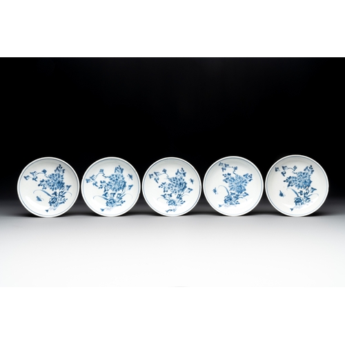 255 - 15 Chinese blue and white ko-sometsuke 'floral' saucer dishes for the Japanese market, Chenhua mark,... 