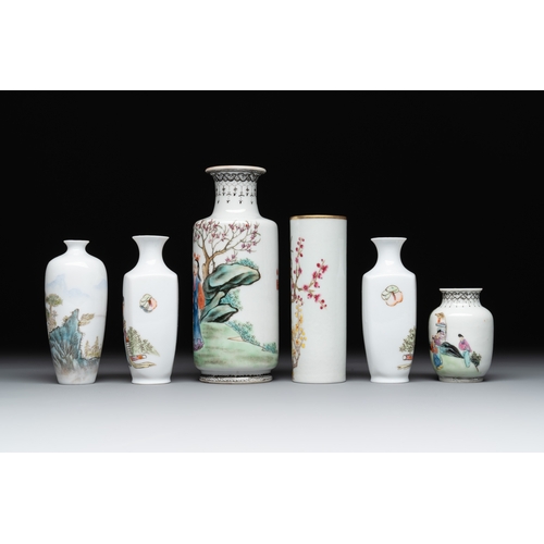 40 - Six small Chinese famille rose vases, Qianlong and Hongxian marks, 20th C.H.: 14,1 cm (the tallest) ... 