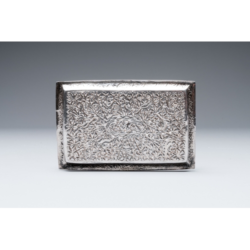 462 - Four silver Kashkul bowls and a rectangular tray, India and Persia, 19/20th C.Dim.: 20,5 x 15,5 x 15... 