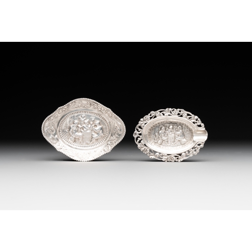 463 - Eight silverwares, primarily South- and Southeast Asia, 19/20th C.Dim.: 24,5 x 47,5 cm (the serving ... 