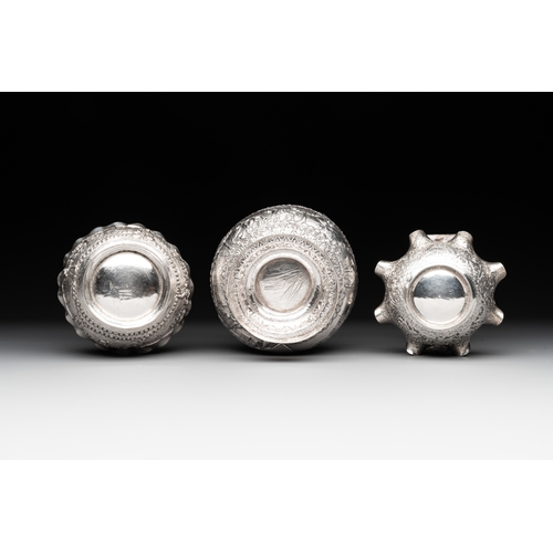 463 - Eight silverwares, primarily South- and Southeast Asia, 19/20th C.Dim.: 24,5 x 47,5 cm (the serving ... 