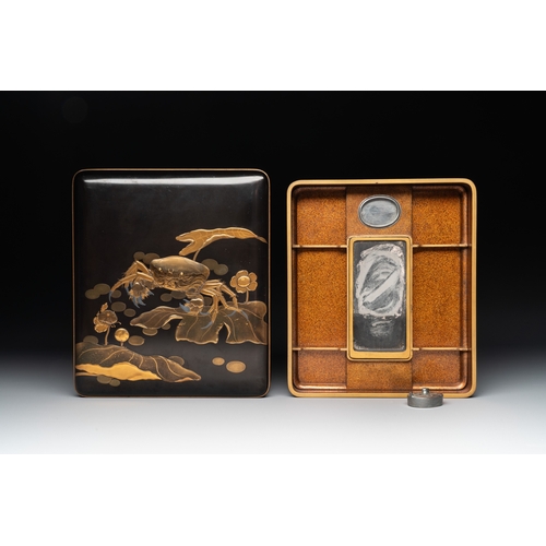 474 - A Japanese lacquerware suzuribako or writing box depicting a crab, Meiji, 19th C.Dim.: 22 x 26 x 5 c... 