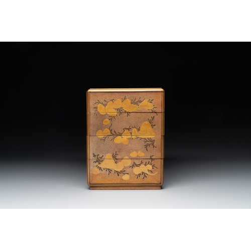 475 - A Japanese lacquerware picnic set with two sake bottles, Meiji, 19th C.Dim.: 32,5 x 19 x 36 cm (the ... 