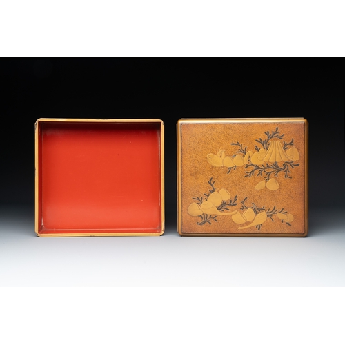 475 - A Japanese lacquerware picnic set with two sake bottles, Meiji, 19th C.Dim.: 32,5 x 19 x 36 cm (the ... 