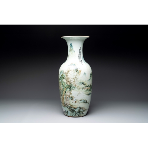 573 - A fine Chinese qianjiang cai vase, signed Wang Yeting, Nan Chang Guang Hua mark, dated 1931H.: 57,4 ... 