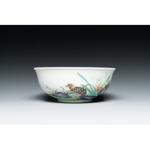 70 - A Chinese famille rose 'quails' bowl, Yongzheng mark, 20th C.Dia.: 16,5 cm - H.: 6,5 cm... 