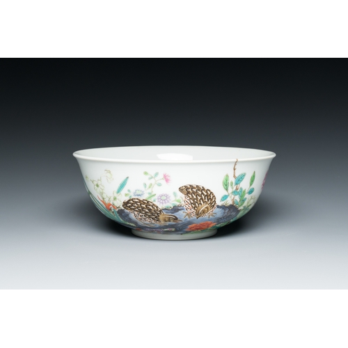 70 - A Chinese famille rose 'quails' bowl, Yongzheng mark, 20th C.Dia.: 16,5 cm - H.: 6,5 cm... 