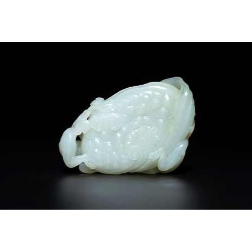 738 - A Chinese white jade 'monkey and lingzhi' brush washer, 19/20th C.Dim.: 13,4 x 8,5 x 3,9 cm 
Weight:... 