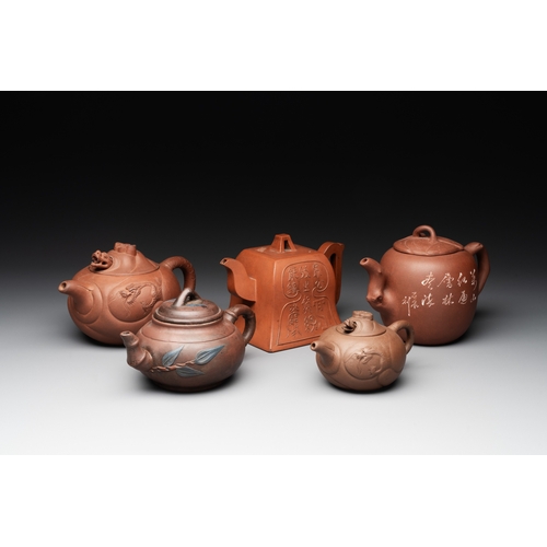 807 - Five Chinese Yixing stoneware teapots, 19/20th C.L.: 20 cm - H.: 11 cm (the largest) L.: 13,5 cm - H... 