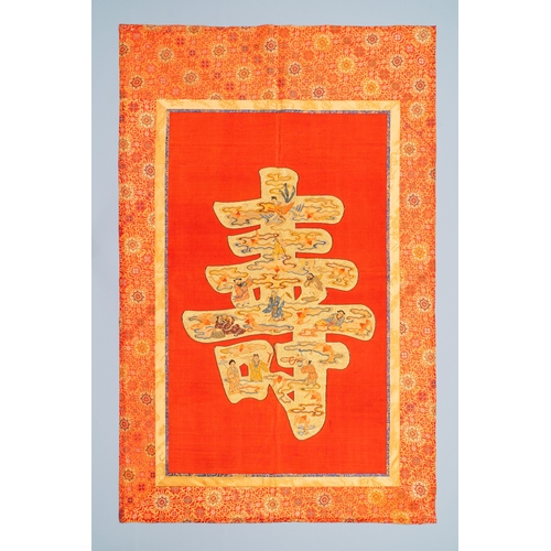 820 - Three Chinese embroidered silk cloths with figural designs, 19/20th C.Dim.: 110 x 68 cm (the Buddha)... 