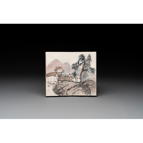 857 - Three albums: Mohan, after Qi Baishi and anonymous, Rong Bao Zhai studio, Beijing, 1952Dim.: 31,7 x ... 