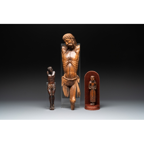 868 - Two carved wooden Corpi Christi and a figure of a monk, Spain and Goa, 16th C.Dim.: 56,5 x 13,5 cm (... 