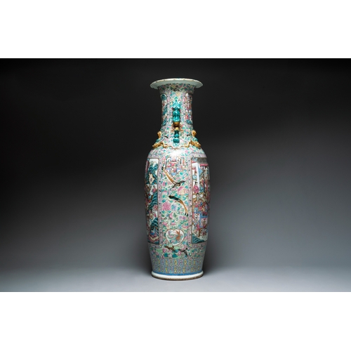 99 - A massive Chinese Canton famille rose 'Romance of the Three Kingdoms' vase, 19th C.H.: 135,5 cm... 