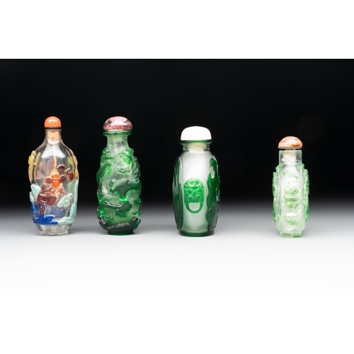 105 - A collection of 14 Peking glass snuff bottles, 19/20th C.H.: 9,7 cm (the tallest incl. stopper)H.: 5... 