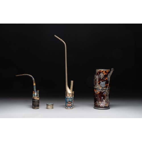 137 - Three Chinese water pipes, two mouth pieces and a cloisonné opium box and cover, 19th C.L.: 39 cm (t... 