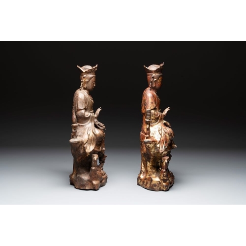 155 - Two Chinese gilt-lacquered bronze sculptures of Bodhisattva, 20th C.H.: 59 cm (the tallest)H.: 57,6 ... 