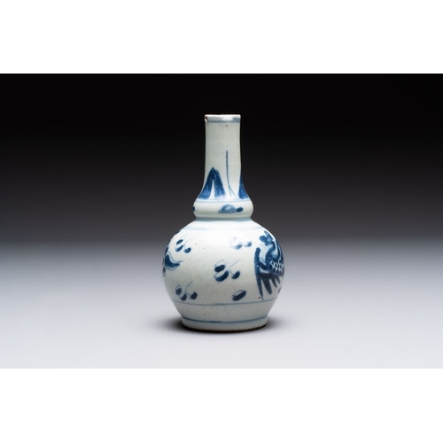 177 - Four Chinese blue and white wares for the Vietnamese market, Jiaqing mark, 19th C.H.: 17 cm (the vas... 